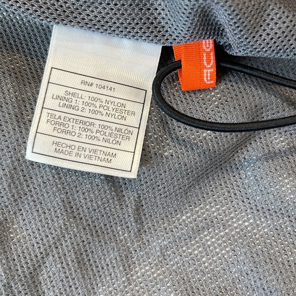 Women's Nike ACG Storm Windbreaker Jacket - Picture 6 of 6